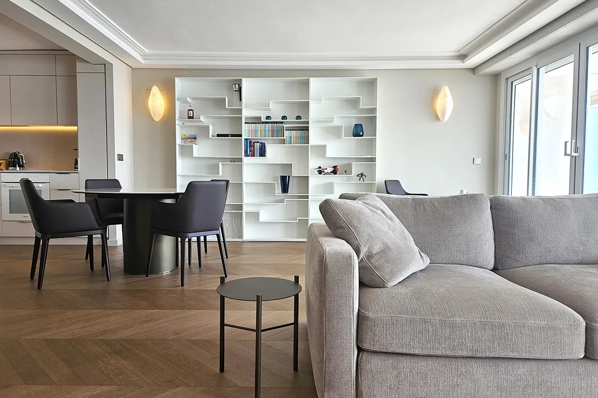Vue salon 2 de la Rénovation Juan les Pins